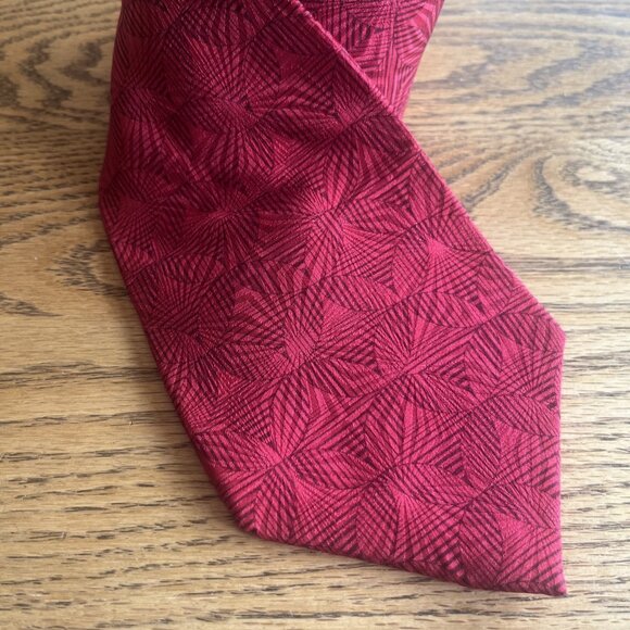 Men MCIV Mallory & Church solid red 100% silk neck tie wide NWOT 4.0 - 55 inches - Picture 1 of 7